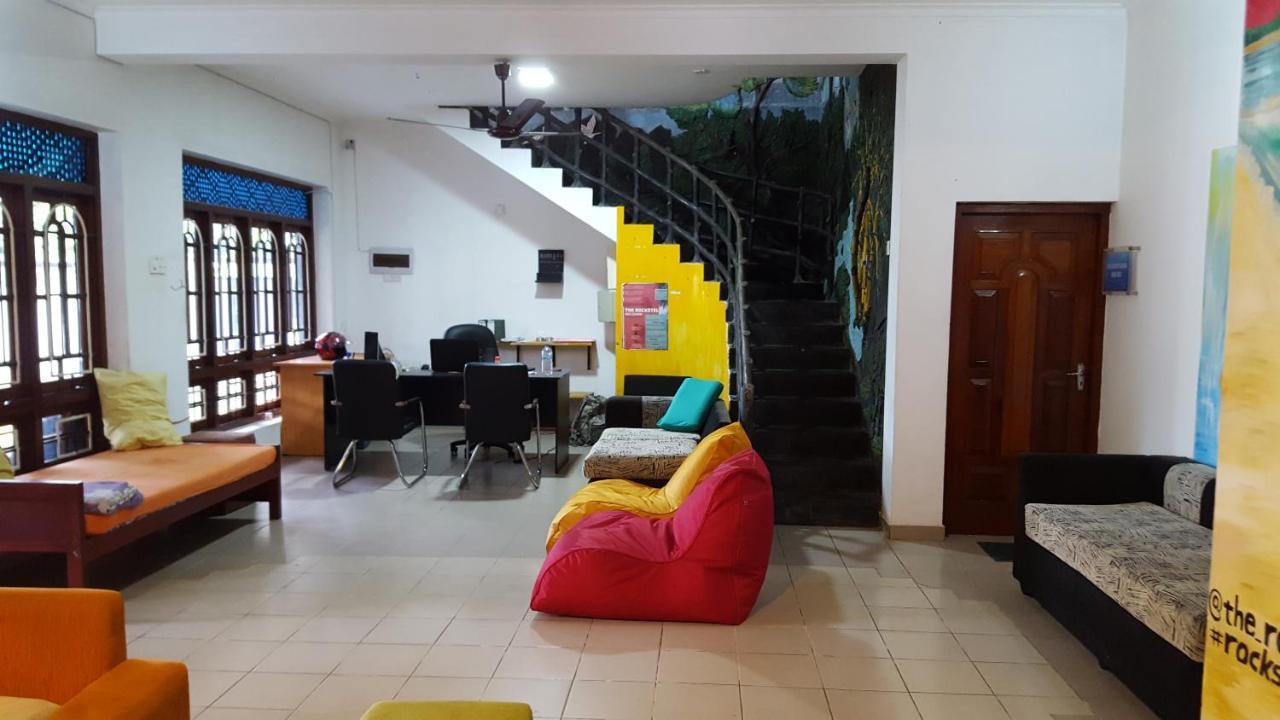 The Backpack Hub At Weligama Hostel Exterior foto