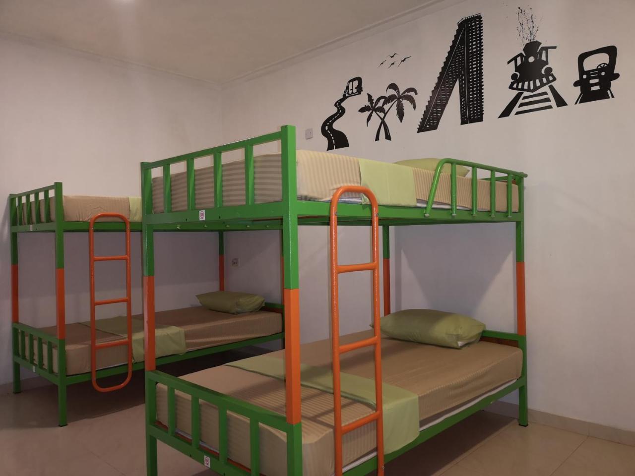 The Backpack Hub At Weligama Hostel Exterior foto